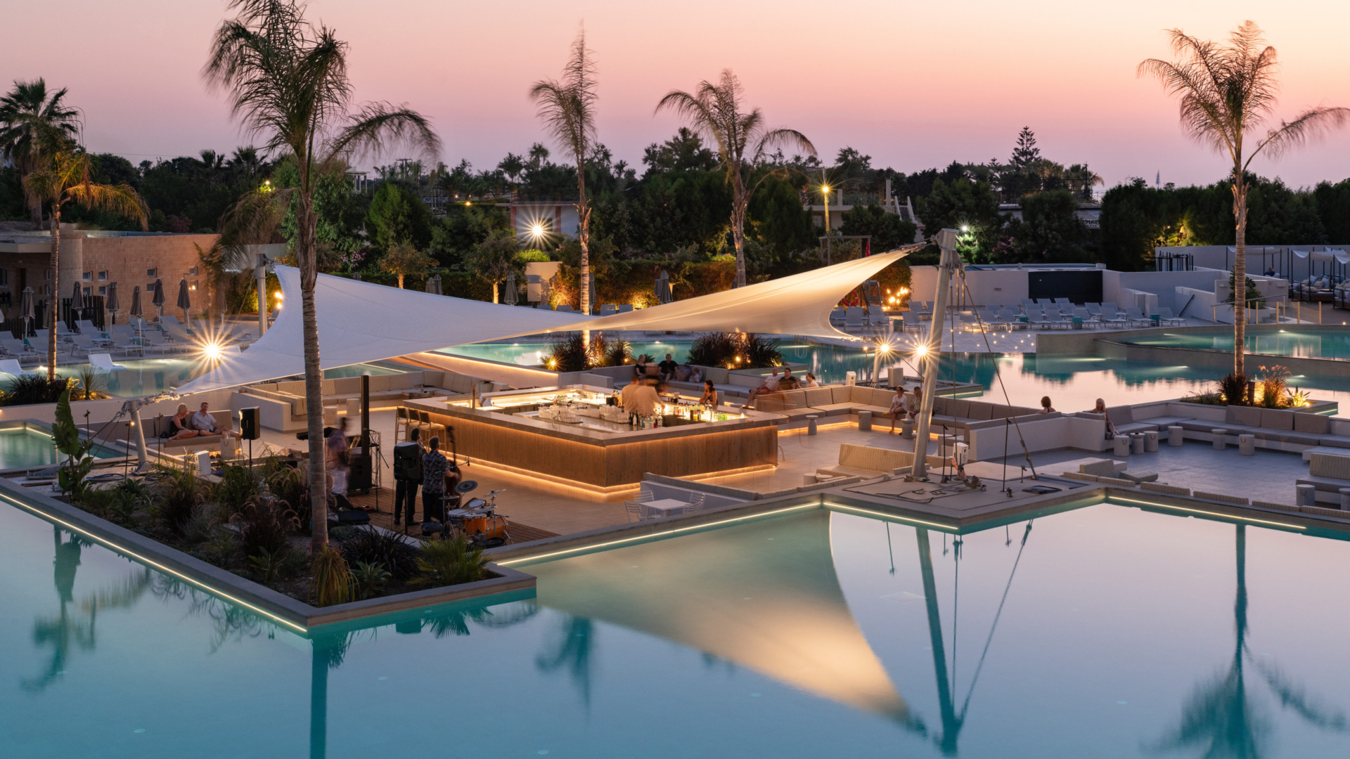 islander pool bar night